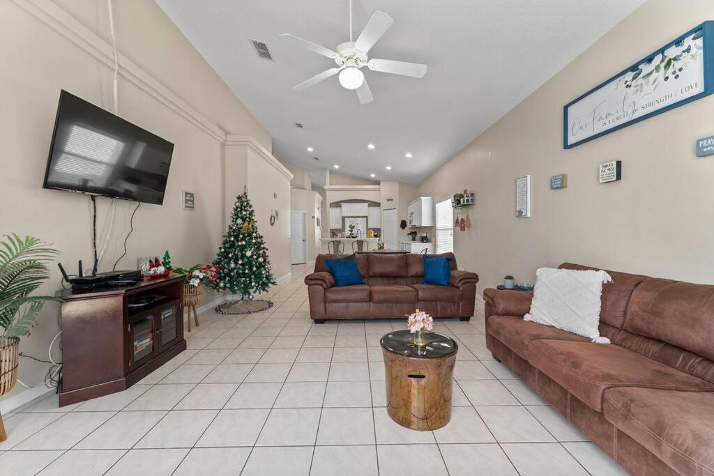 Вілла Poolside Orlando Oasis Екстер'єр фото