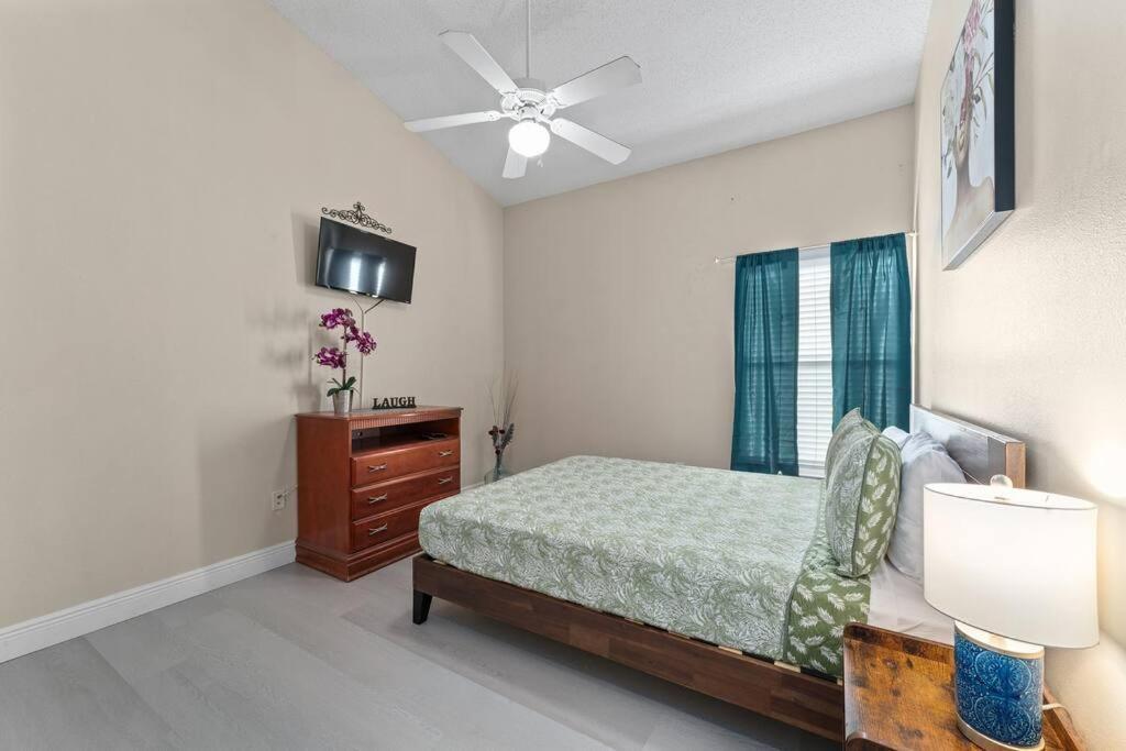 Вілла Poolside Orlando Oasis Екстер'єр фото